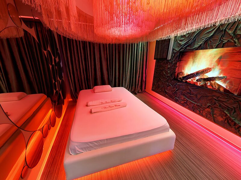 Personal feminin pentru Mon Amour Massage